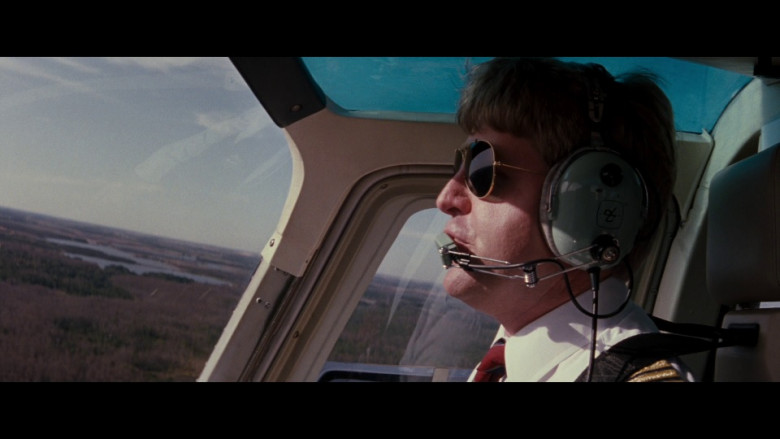 David Clark Aviation Headset in Passenger 57 (1992)