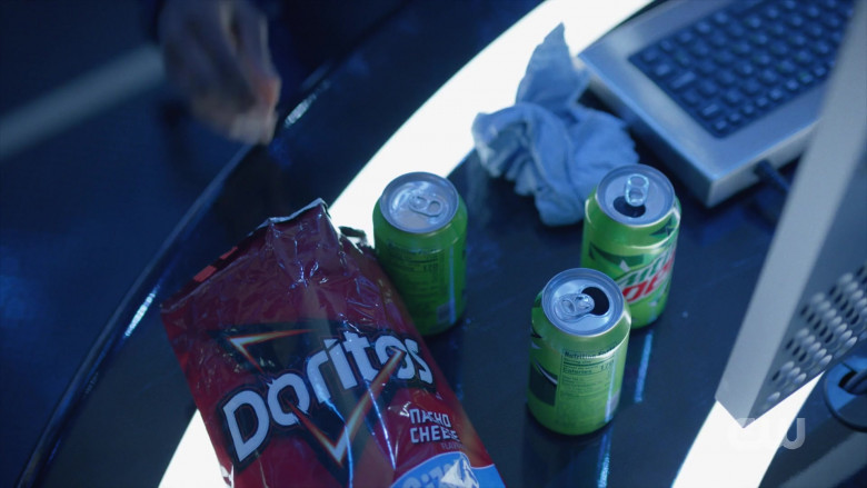 Doritos Nacho Cheese Chips and Mtn Dew Drink Cans in Black Lightning S04E04 TV Show