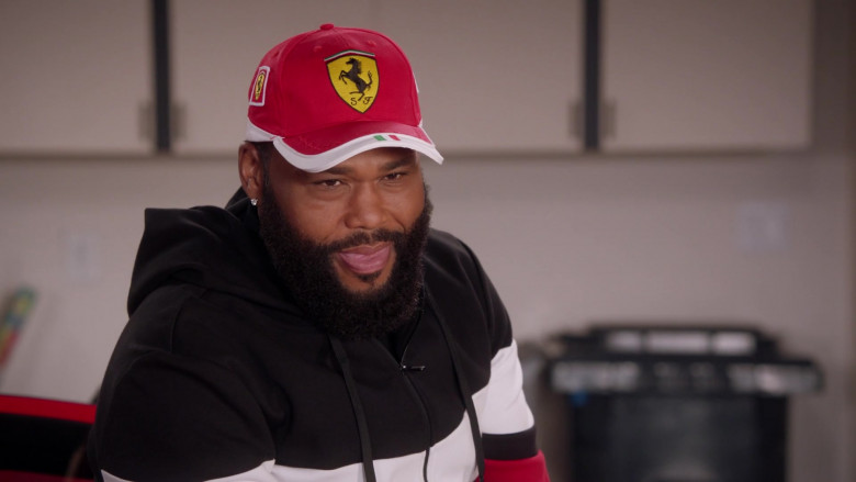 Ferrari Men's Hoodie and Cap Outfit of Anthony Anderson as Andre ‘Dre' Johnson in Black-ish S07E16 2021 (1)