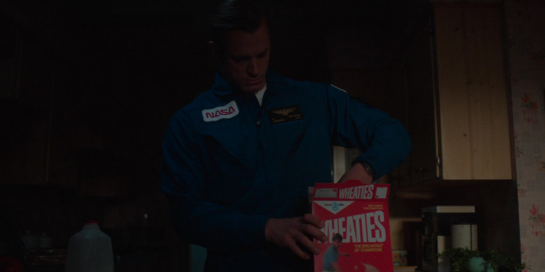 General Mills Wheaties Cereals in For All Mankind S02E04 Pathfinder (2021)