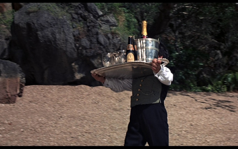Guinness beer in The Man with the Golden Gun (1974)