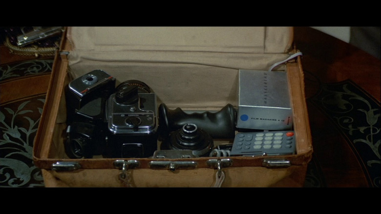 Hasselblad Camera in Licence To Kill (1989)