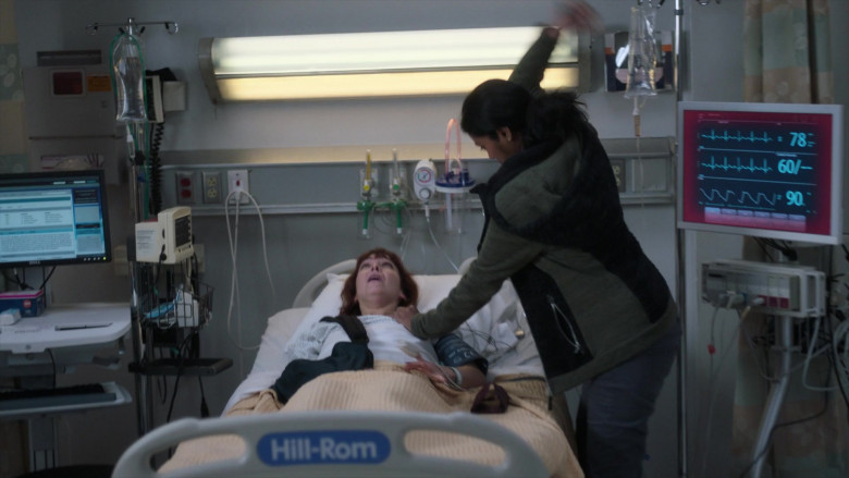 Hill-Rom Hospital Bed in New Amsterdam S03E03 (1)