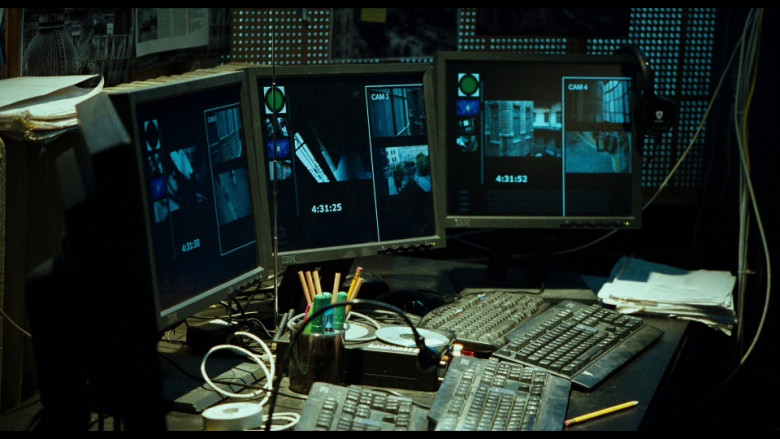 IBM monitors in A Good Day to Die Hard (2013)