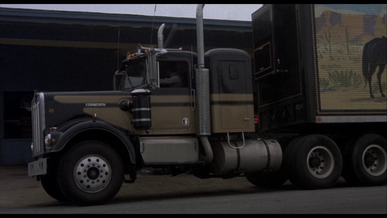 Kenworth W-900 A Truck in Smokey and the Bandit (1)