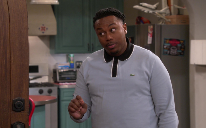 Lacoste Long Sleeved Shirt of Marcel Spears as Marty Butler in The Neighborhood S03E12 TV Show (1)