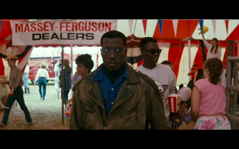 Massey-Ferguson Dealers in Passenger 57 (1992)
