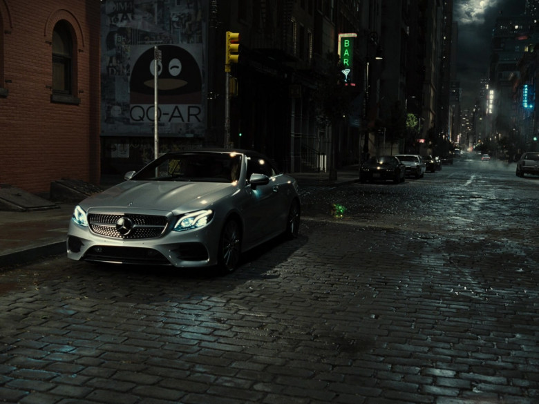 Mercedes-Benz C-Class Convertible Car in Zack Snyder's Justice League Movie (1)