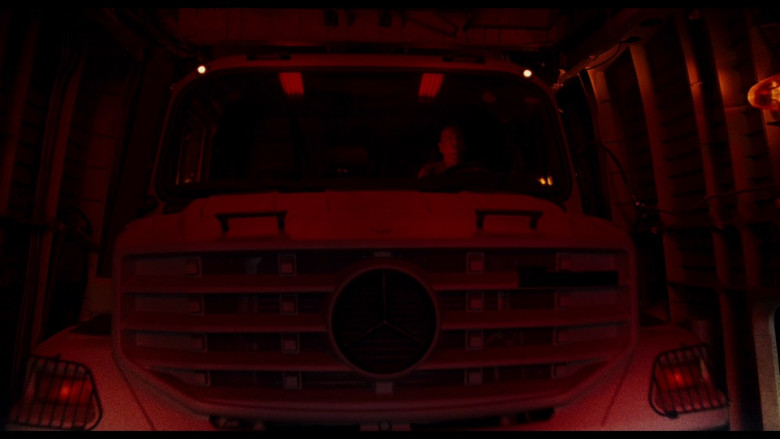 Mercedes-Benz Zetros Car in A Good Day to Die Hard (2013)