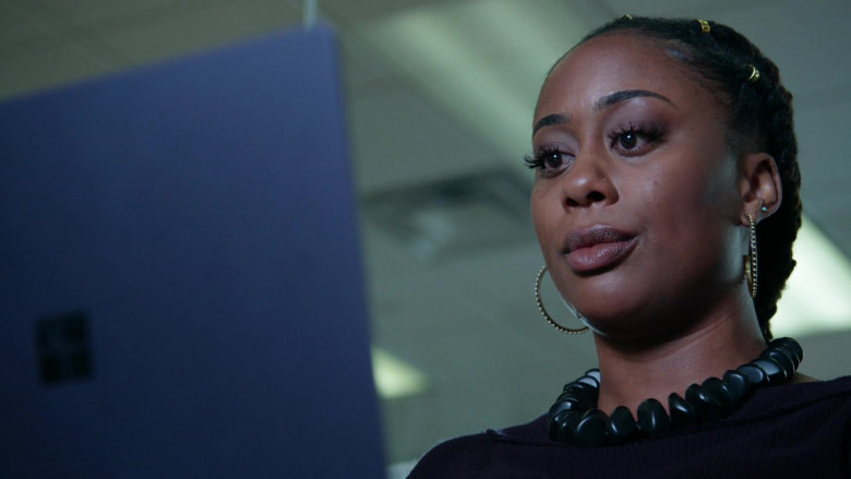Microsoft Surface Laptop of Cast Member Zuri Adele as Malika Williams in Good Trouble S03E06 TV Series (2)