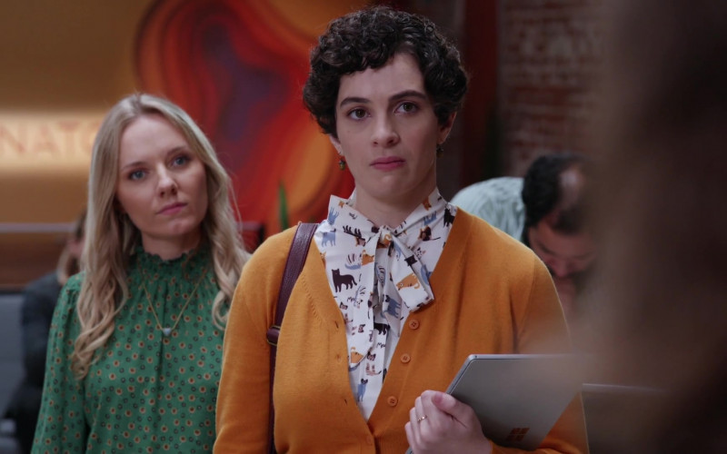 Microsoft Surface Tablet of Cast Member Maisie Klompus as Rachel in Good Trouble S03E05 TV Show (2)