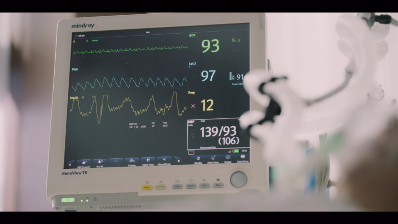 Mindray BeneView T8 Patient Monitor in Vincenzo S01E07 (2021)