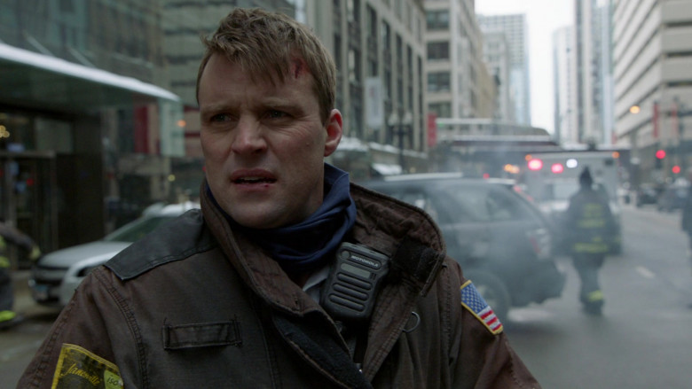 Motorola Radios Used by Cast Members in Chicago Fire S09E09 TV Show (1)