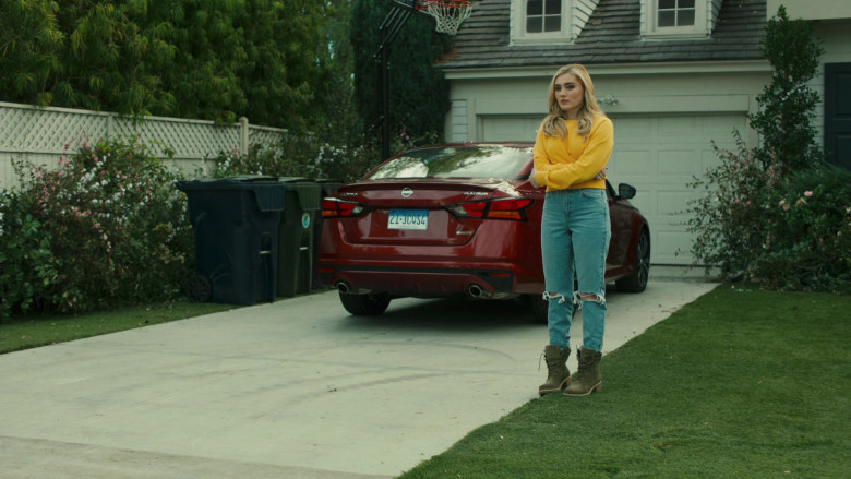 Nissan Altima Red Car in American Housewife S05E12 How Oliver Got His Groove Back (2021)
