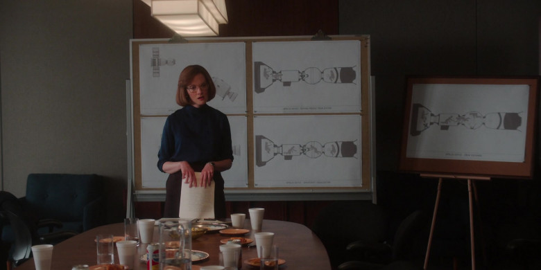 Pepsi Cola Drink on the Table in For All Mankind S02E06 Best-Laid Plans (2021)