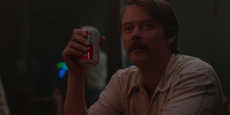 Pepsi Cola Soda Can in For All Mankind S02E04 (2)