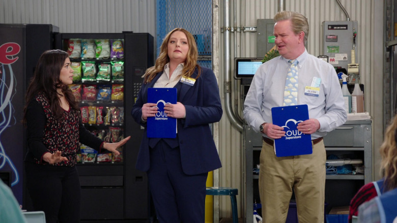 Popchips, Lay's, Herr's, Fritos, Doritos, Cheetos, M&M's in Superstore S06E14 Perfect Store (2021)