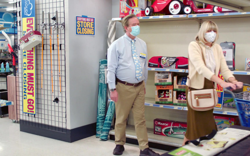 Razor Scooter in Superstore S06E15 All Sales Final (2021)