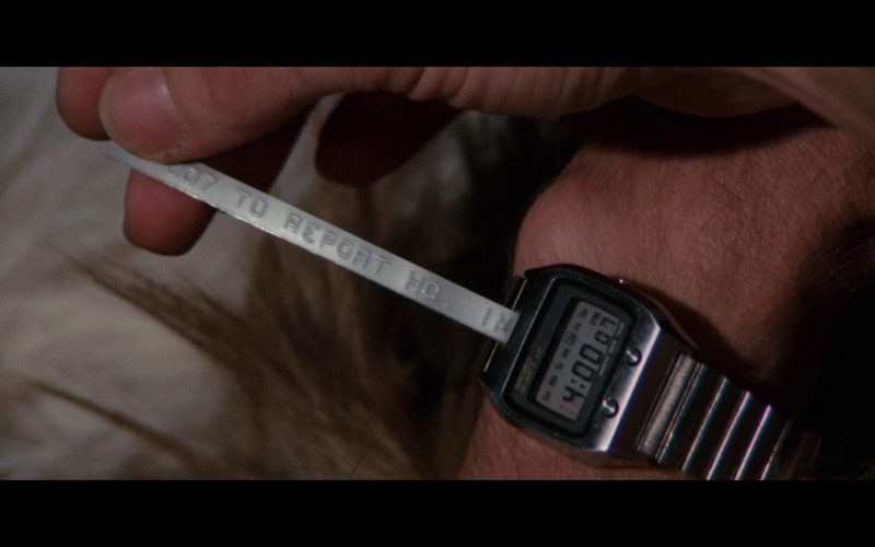 Seiko 0674 5009 Quartz LC Watch in The Spy Who Loved Me (1977)