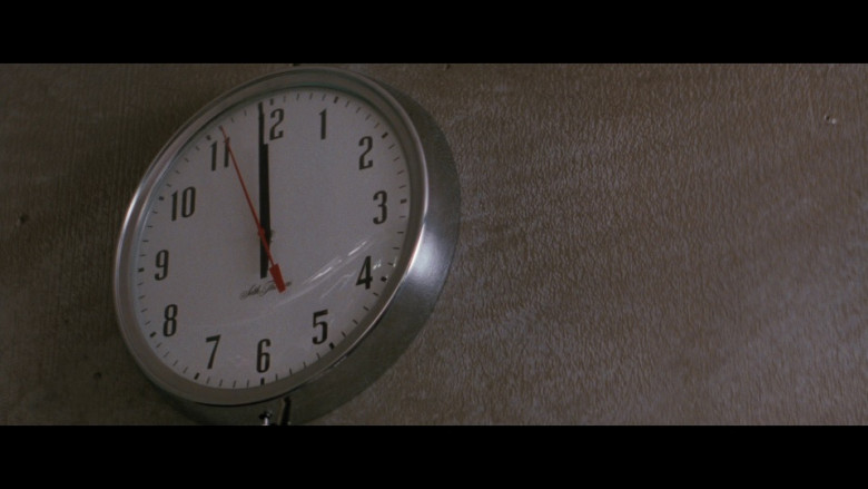 Seth Thomas clock in Passenger 57 (1992)