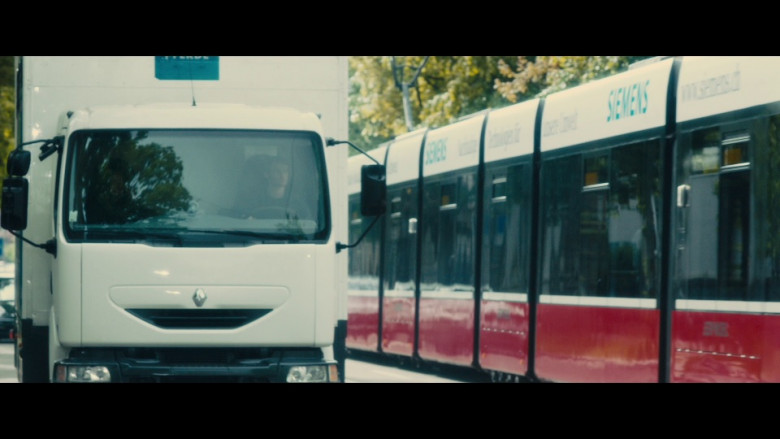 Siemens Ad in Our Kind of Traitor (2)
