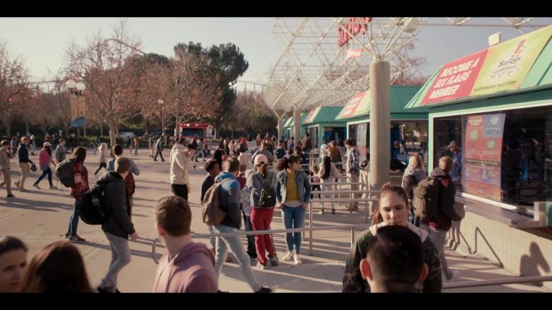 Six Flags Amusement Park in Yes Day Movie (1)
