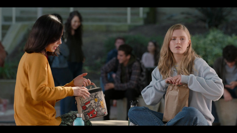 SoYoung Small Cooler Bag (PIXOPOP x Sabet x SoYoung) of Lauren Tsai as Claudia in Moxie (2021)