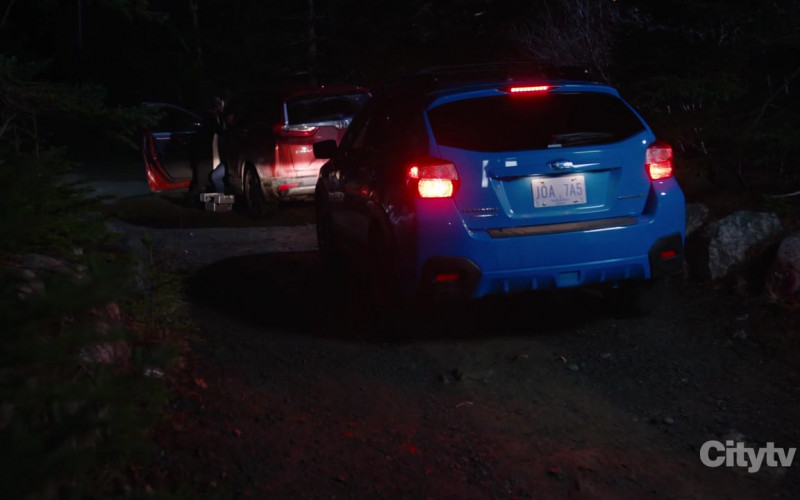 Subaru Blue Car in Hudson & Rex S03E13 (1)