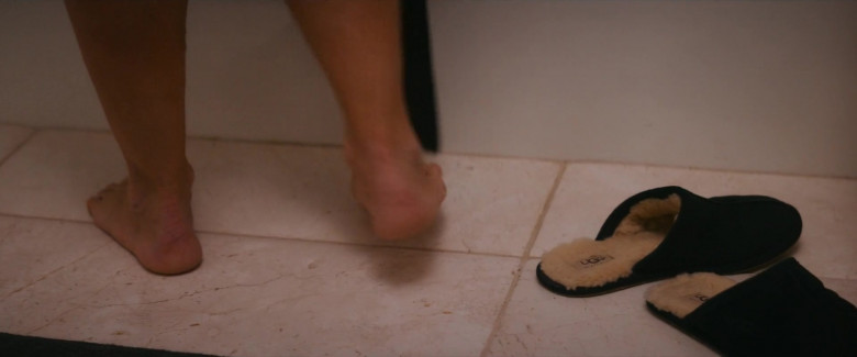 UGG Women's Slippers of Kristin Davis as Mary Morrison in Deadly Illusions (2)