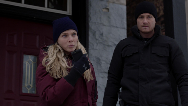 Under Armour Gloves of Cast Member Tracy Spiridakos as Detective Hailey Upton in Chicago P.D. S08E09 TV Show