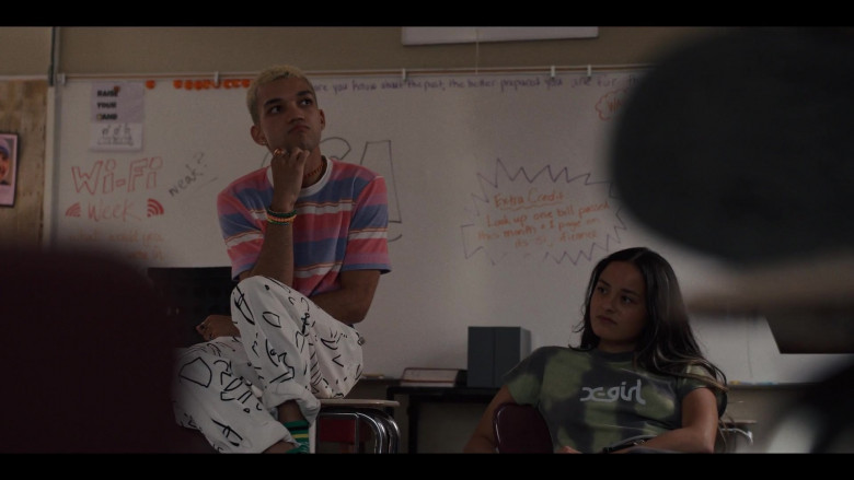 X-girl Crop Top T-Shirt of Chase Sui Wonders as Riley in Generation S01E02 TV Show (1)