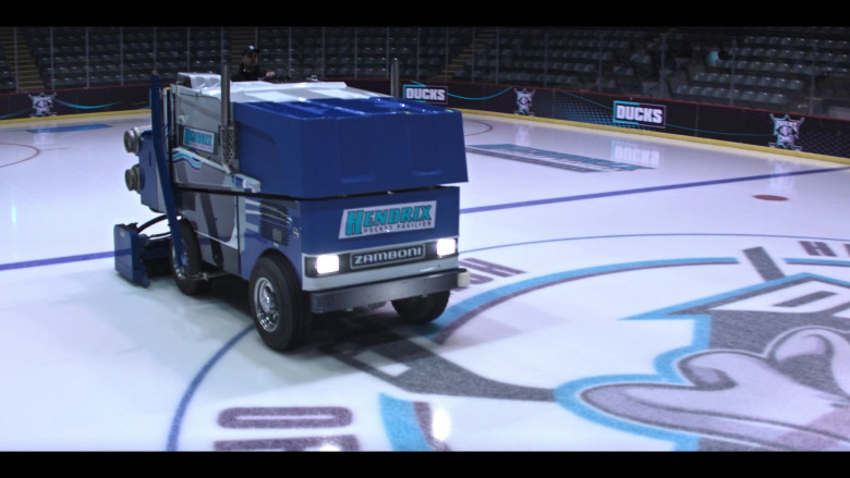 Zamboni Ice Resurfacer in The Mighty Ducks Game Changers S01E01 Game On (2021)