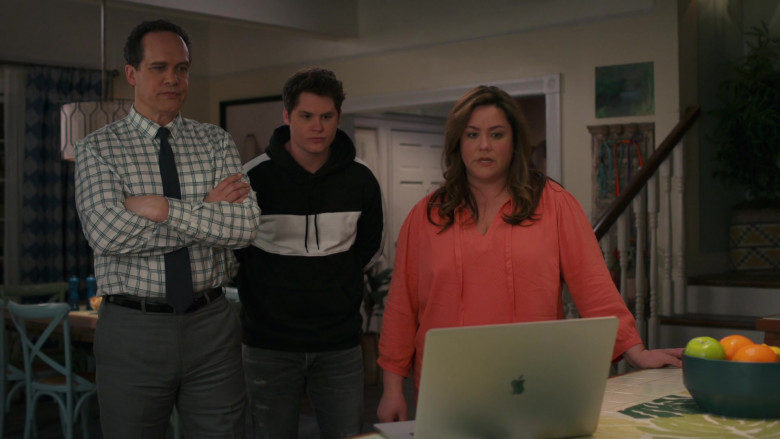 Apple MacBook Laptop in American Housewife S05E13 The Election (2021)