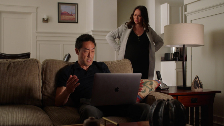 Apple MacBook Pro Laptop Used by Kenneth Choi as Howard ‘Howie' – ‘Chimney' Han in 9-1-1 S04E09 Blindsided (2021)