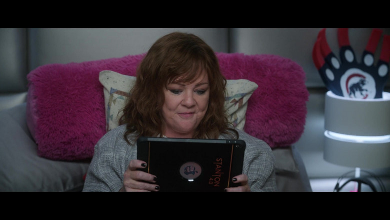 Apple iPad Tablet of Melissa McCarthy as Lydia Berman in Thunder Force (3)