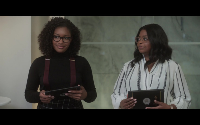 Apple iPad Tablet of Octavia Spencer as Emily Stanton in Thunder Force (3)