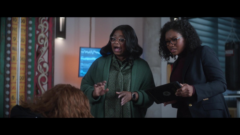 Apple iPad Tablet of Taylor Mosby as Tracy in Thunder Force (3)