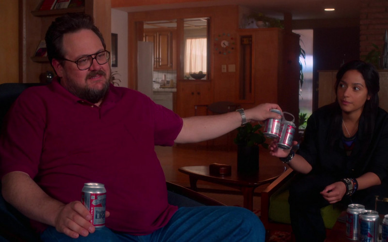 Budweiser Light Beer Cans in For All Mankind S02E08