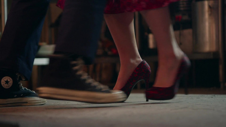 Converse All Star Shoes in Good Trouble S03E09 (2)