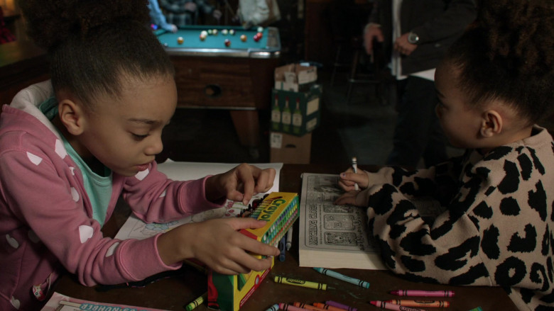 Crayola Crayons in Shameless S11E11 The Fickle Lady is Calling it Quits (2021)