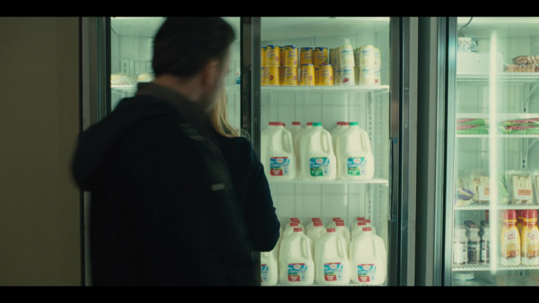 DairyPure Milk and Nestle Coffee-Mate in Mare of Easttown S01E02 Fathers (2021)