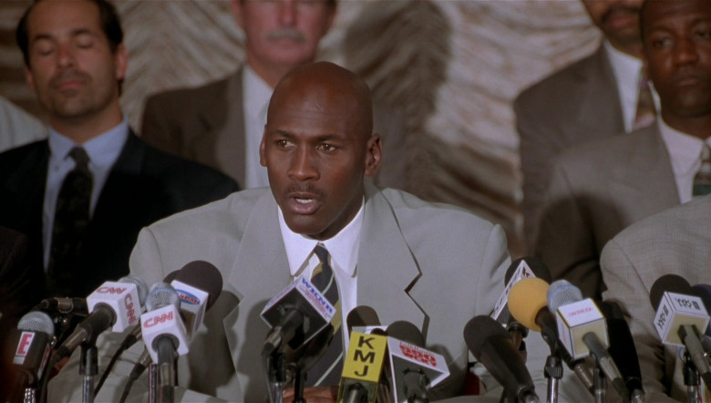 E! and CNN TV Channel Microphones in Space Jam (1996)