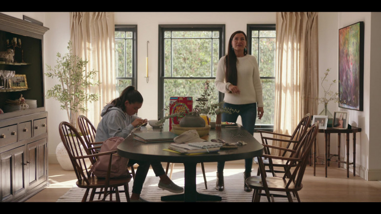 General Mills Lucky Charms Cereal in Rutherford Falls S01E04 TV Show 2021 (2)