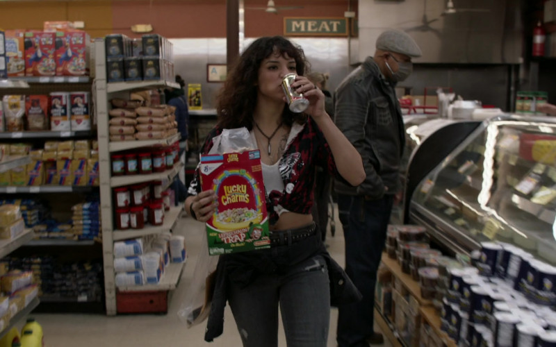 General Mills Lucky Charms Cereal in Shameless S11E11 The Fickle Lady is Calling it Quits (2021)