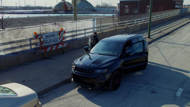 Jeep Grand Cherokee Black Car in Chicago P.D. S08E11 Signs of Violence (2021)