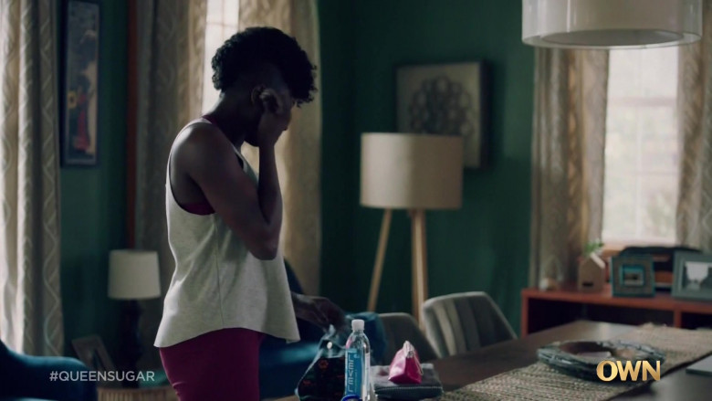 LEVEL Ultra-Purified Water+ in Queen Sugar S05E09 (2)