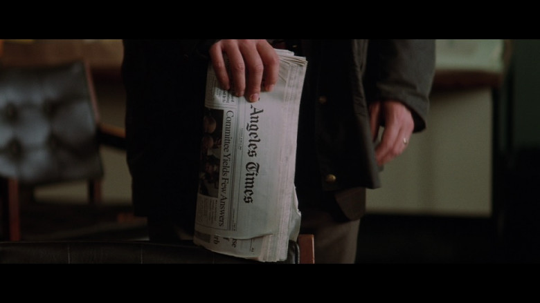 Los Angeles Times newspaper in Insomnia (2002)