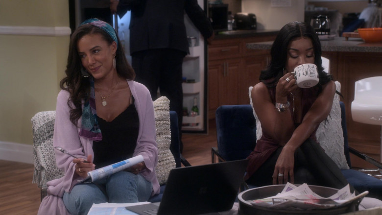 Microsoft Surface Laptop of Heather Hemmens as Stacy in Dad Stop Embarrassing Me! S01E03 (2)