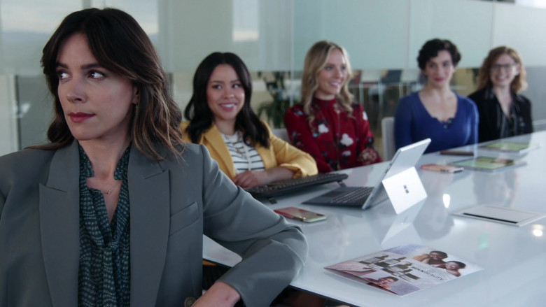 Microsoft Surface Tablets in Good Trouble S03E10 (1)