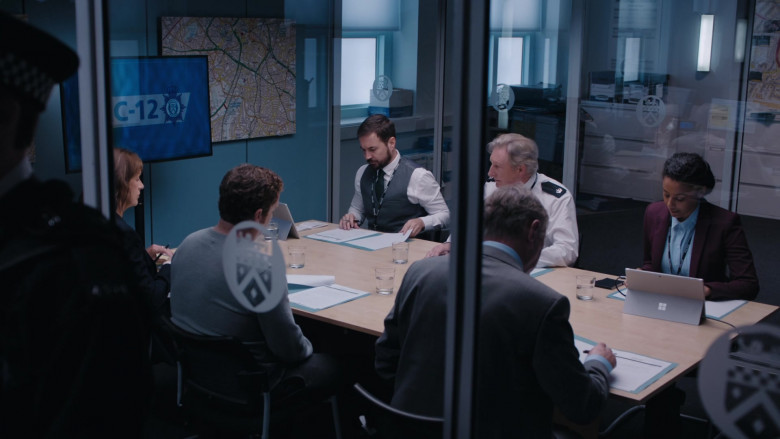 Microsoft Surface Tablets in Line of Duty S06E04 (2)